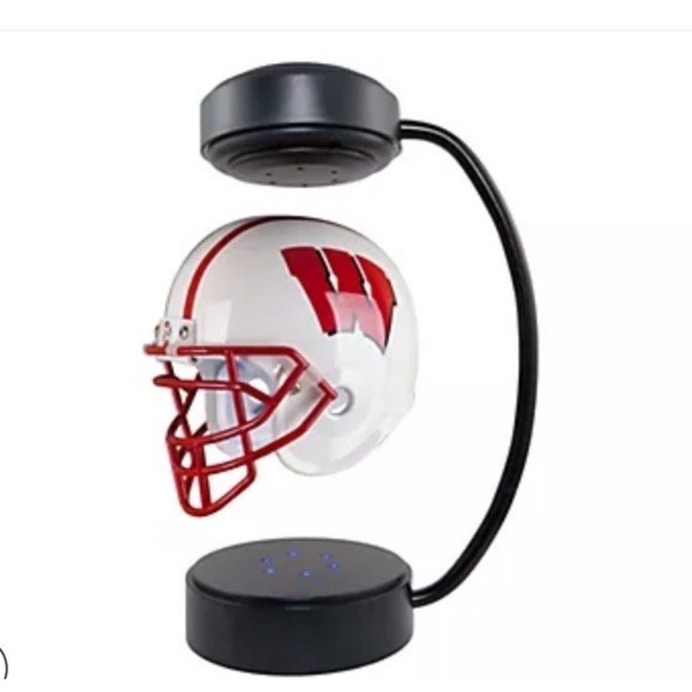 (5)Wisconsin Badgers NCAA Hover Helmet